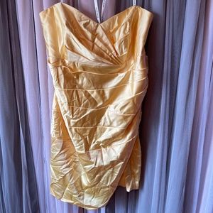 David's Bridal Short Sweetheart Stretch Satin Dress Size 26 NWT